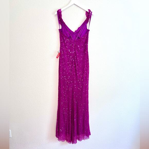 Mac Duggal 5674 Ruffle V-Neck Sequin Dress NWT Size 10 - Picture 3 of 8